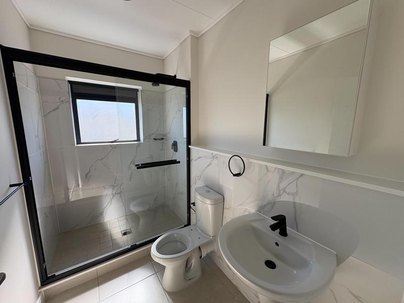 To Let 1 Bedroom Property for Rent in Richwood Western Cape